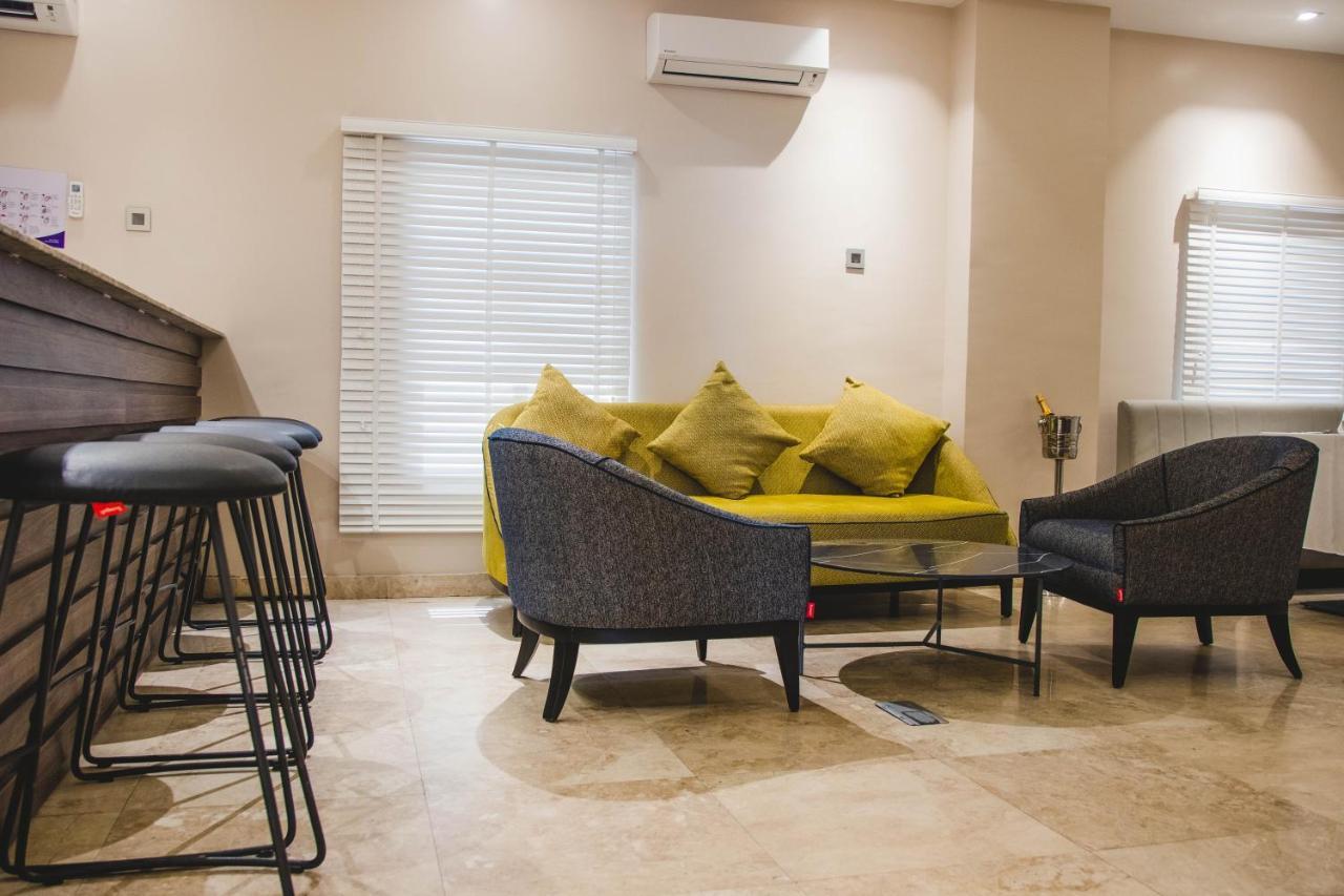 Amber City Hotels Owerri Exterior photo